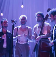 Maarten Heijmans maakt samen met Xander Vrienten een theatrale roadtrip doo ...