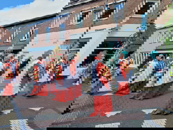 Boxtelse bloedprocessie dit jaar populair door jeugdfilm