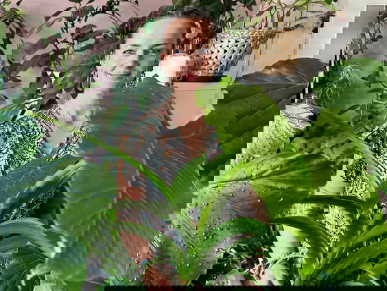 In Saskia's eigen plantenasiel is het net een 'jungle'