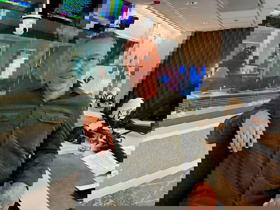 Lintjesregen als ultieme feest van een betrokken maatschappij