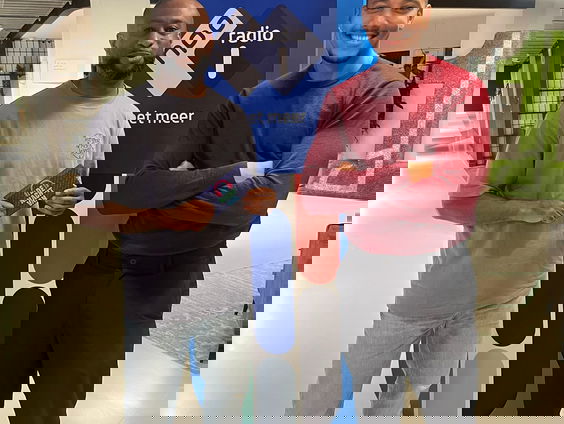 Michael Ligeon geeft intieme inkijk in vaderschap met zeven kinderen in podcast 'Zeuven'