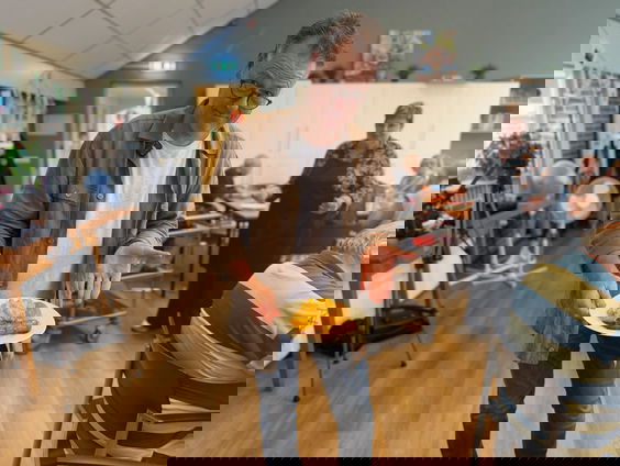 Lief gebaar: Het eten is klaar!