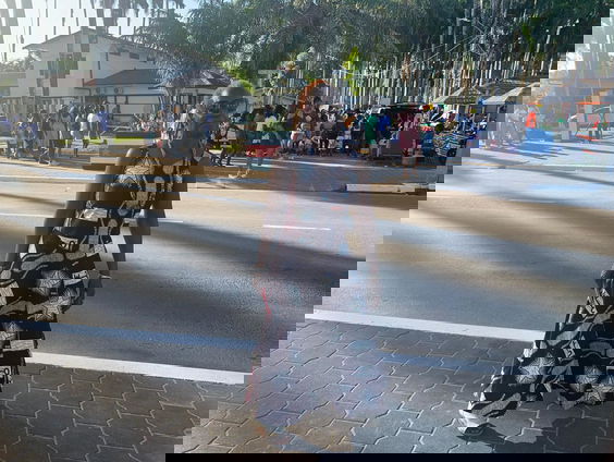 Srefidensi Dey - Belletje naar Suriname