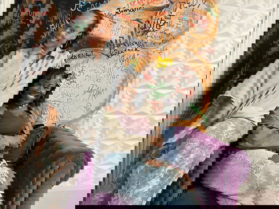 Nyarko pakt haar moment met nieuwe muziek en live performance