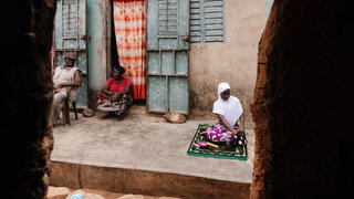Fotoreportage Benin: Gevolgen van Nederlandse bezuinigingen op ontwikkelingshulp