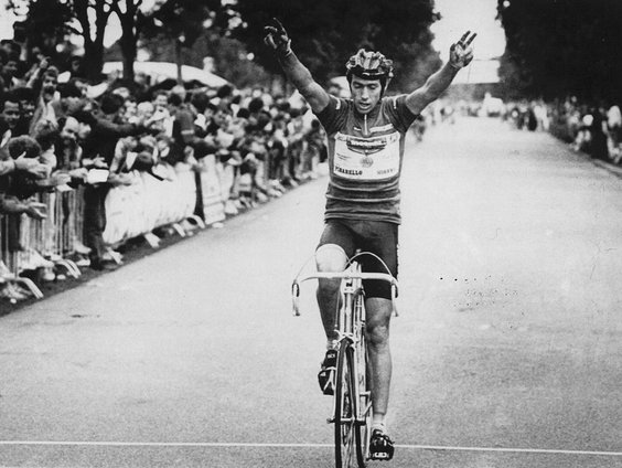 Oud-Tourheld Johan van der Velde en de Alpe d'Huez: van wielerlegende tot vechter
