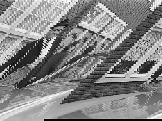 Waar verstopte kruidenkwakzalver Willem van de Moosdijk zijn gestolen miljoen?