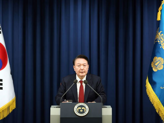 Politieverhoor geschorste Zuid-Koreaanse president Yoon Suk Yeol gestart