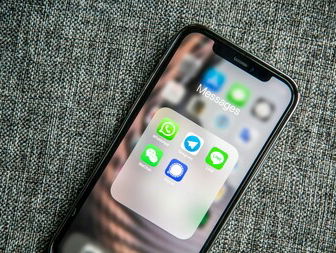 Chatcontrole: redmiddel tegen kindermisbruik of bedreiging van privacy?