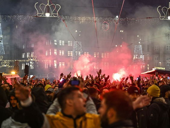 Catshuisoverleg over gewelddadigheden in Amsterdam