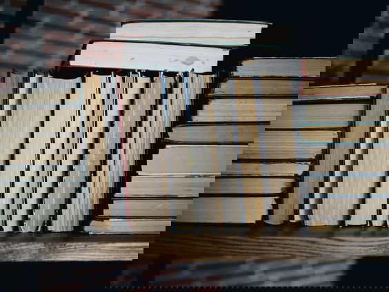 Terugblik 'Uit de Boekenkast'