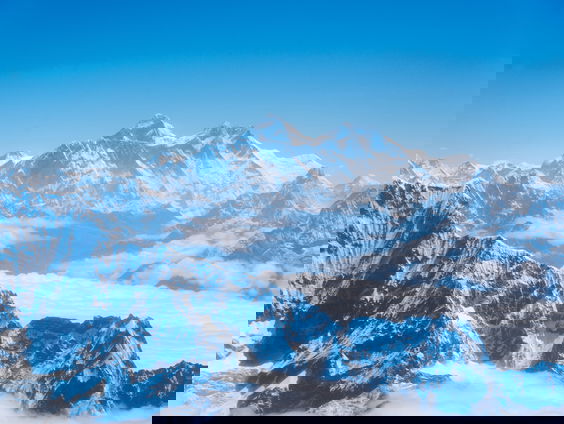 Nepal neemt maatregelen om klimmers Mount Everest terug te dringen