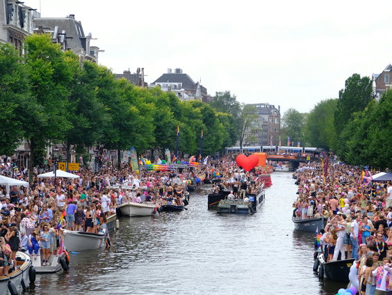 Is Pride te veel gecommercialiseerd?