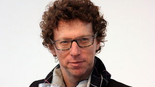 'Arnon Grunberg helpt!'