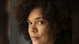 Dichter der Nederlanden Babs Gons werd twee jaar lang gevolgd voor een docu ...