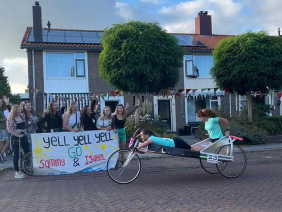 In Langedijk duiken ze 2,5 uur lang met elkaar in bed