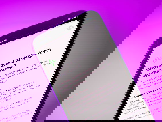 Nieuwe coronavariant zorgt voor grootste zomerse opleving sinds 2021