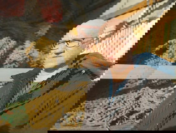 Otto Jelsma redt met zijn oude visnetten tientallen levens in Oekraïne