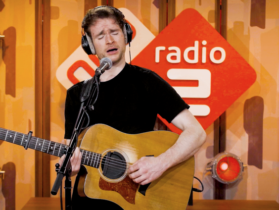 Daniel Docherty brengt Sanne terug naar bijzonder tijd in Edinburgh met Fast Car