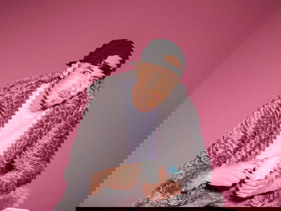 'Met humor kun je dingen relativeren, zonder het te bagatelliseren'