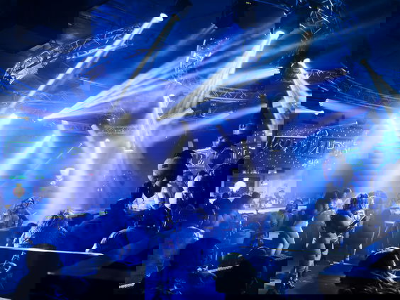 Jongeren gaan niet meer naar de club