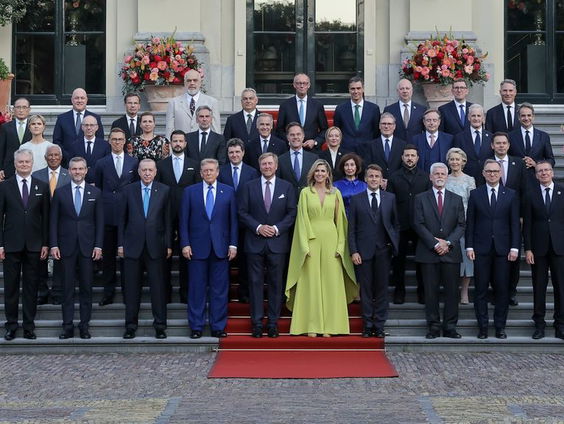 Het Koninklijk diner en het appje van Rutte bij de NAVO-top
