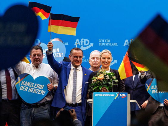 De Duitse verkiezingscampagne is losgebarsten