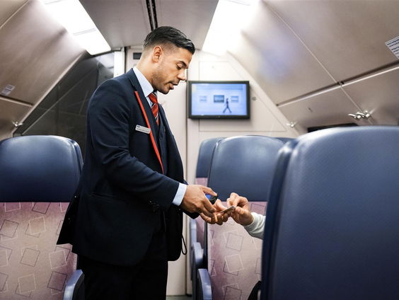 Stand.nl: 'De trein wordt veel te duur'