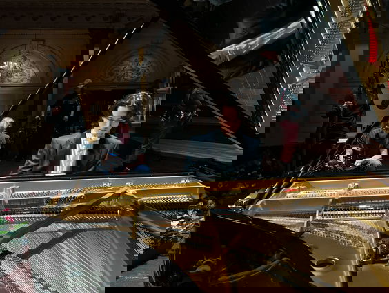 Podium bij opnamen film 'Youri' over meesterpianist Youri Egorov