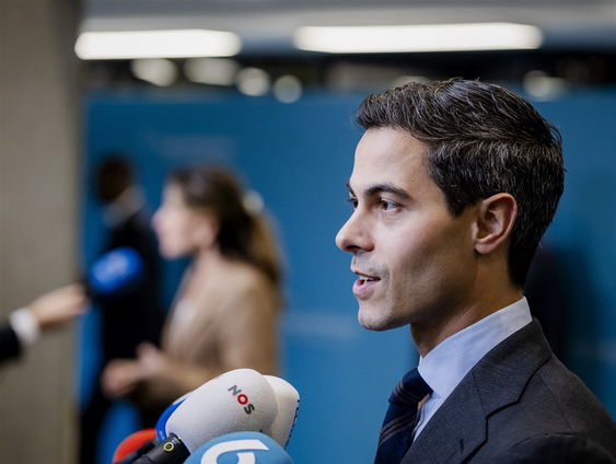 Stand.nl: 'Deze formatie hoeft helemaal niet zo ingewikkeld te zijn'