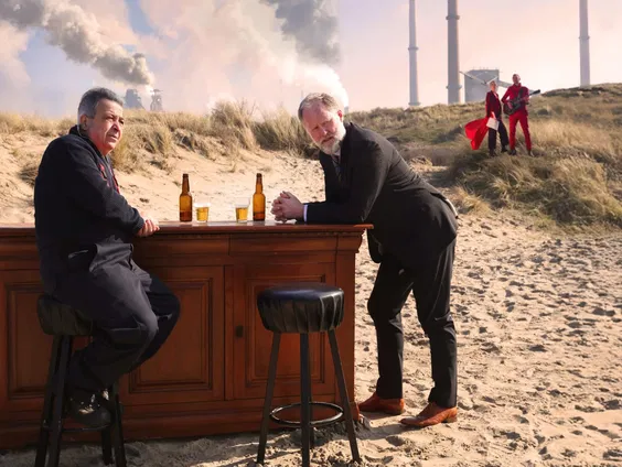 Van Hoogovens tot arbeidsmarkt: Maatschappelijk locatietheater maakt van alles los