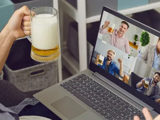 Alcoholverslaafde werknemer niet ontslaan, maar juist zorgen voor...