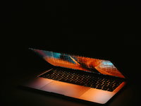 Hoe kunnen we minder afhankelijk worden van big tech?