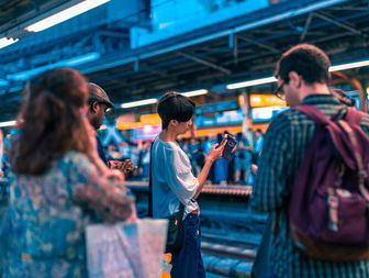 Steeds meer Nederlandse ouders maken zich zorgen om de online veiligheid van hun kinderen