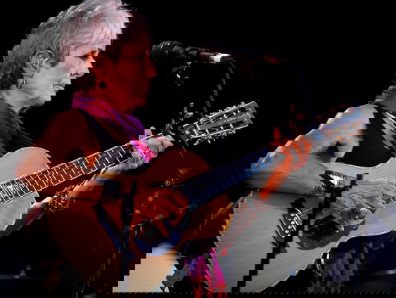 Het leven van protestzangeres Joan Baez