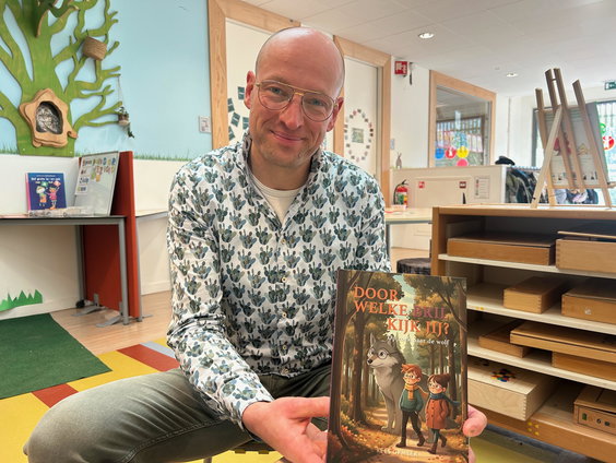 Kinderboek moet debat over wolf minder zwart-wit maken
