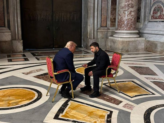 President Trump en Zelenskys ontmoeten elkaar weer sinds uitbarsting Witte Huis