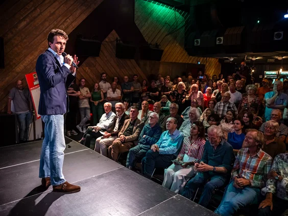 Pro zet aan vooravond Prinsjesdag het kabinet onder druk