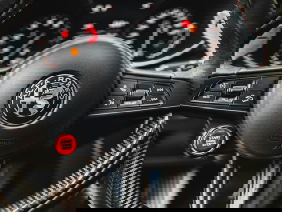 Theatervoorstelling met Alfa Romeo in de hoofdrol