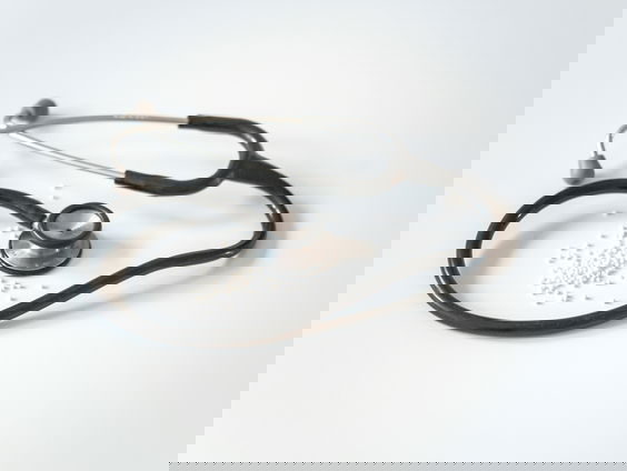 Coalitie wil eigen risico halveren: "Zet nog meer druk op de zorg"