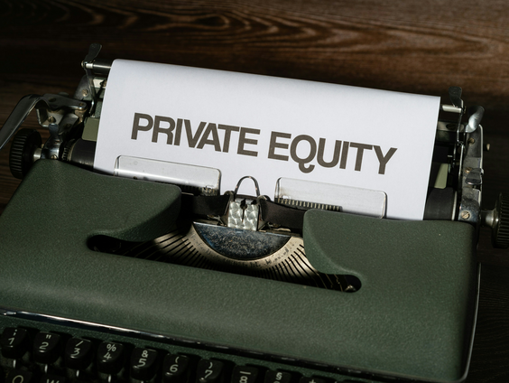 Hoe het grote geld ons zorgsysteem steeds verder in z'n greep houdt