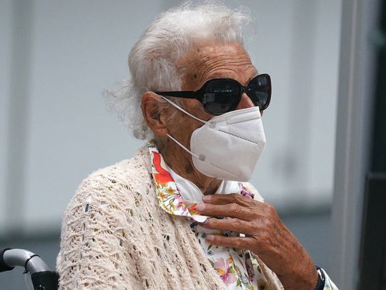 Duitse rechter veroordeelt 99-jarige nazi-secretaresse