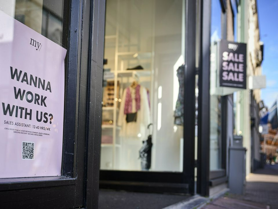 CBS: bedrijven blijven op zoek naar personeel