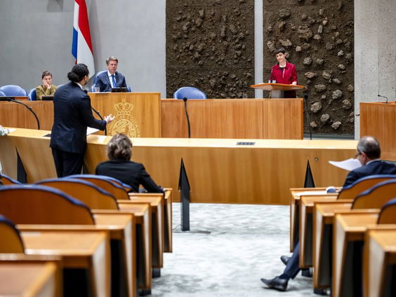 Maandenlange politieke strijd om pensioenen bereikt kookpunt