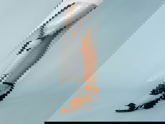 Na een dwarlaesie toch weer lopen dankzij robotbenen