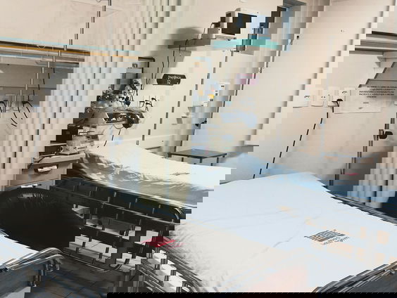 Burgemeester Sharon Dijksma is klaar om zieke kinderen uit Gaza op te vangen