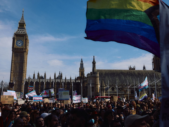 Wat kun je doen als je je als lhbti'er niet veilig voelt?