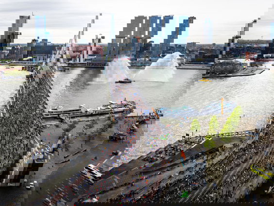 Gaat een lobbyregister in Rotterdam zorgen voor meer vertrouwen in de politiek?