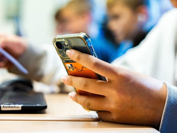 Hoe bestrijd je online nepnieuws?