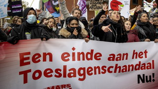 Kamer bijgepraat over zoekgeraakte computerschijf toeslagenaffaire
